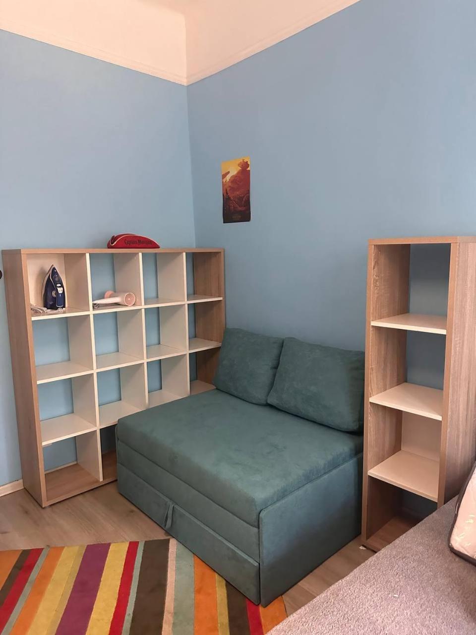 Appartement Біля Залізничного Вокзалу Вулиця Олени Степанівни 33Б à Lviv Extérieur photo