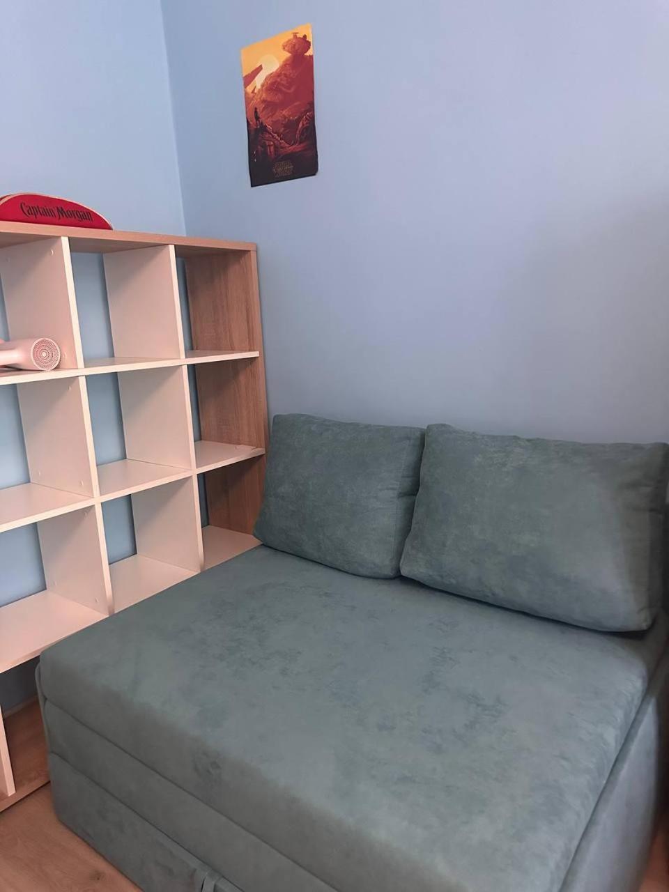 Appartement Біля Залізничного Вокзалу Вулиця Олени Степанівни 33Б à Lviv Extérieur photo