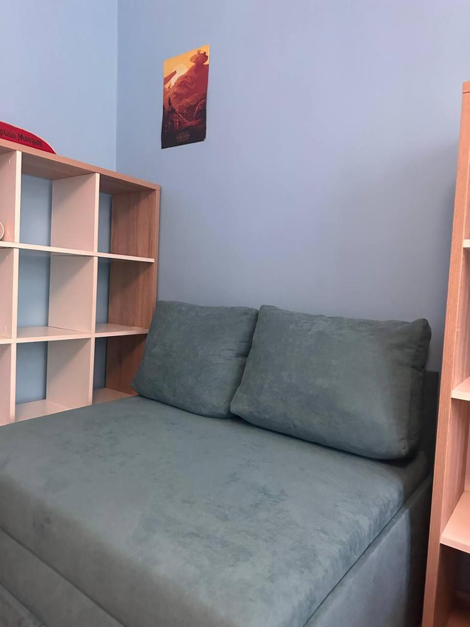 Appartement Біля Залізничного Вокзалу Вулиця Олени Степанівни 33Б à Lviv Extérieur photo