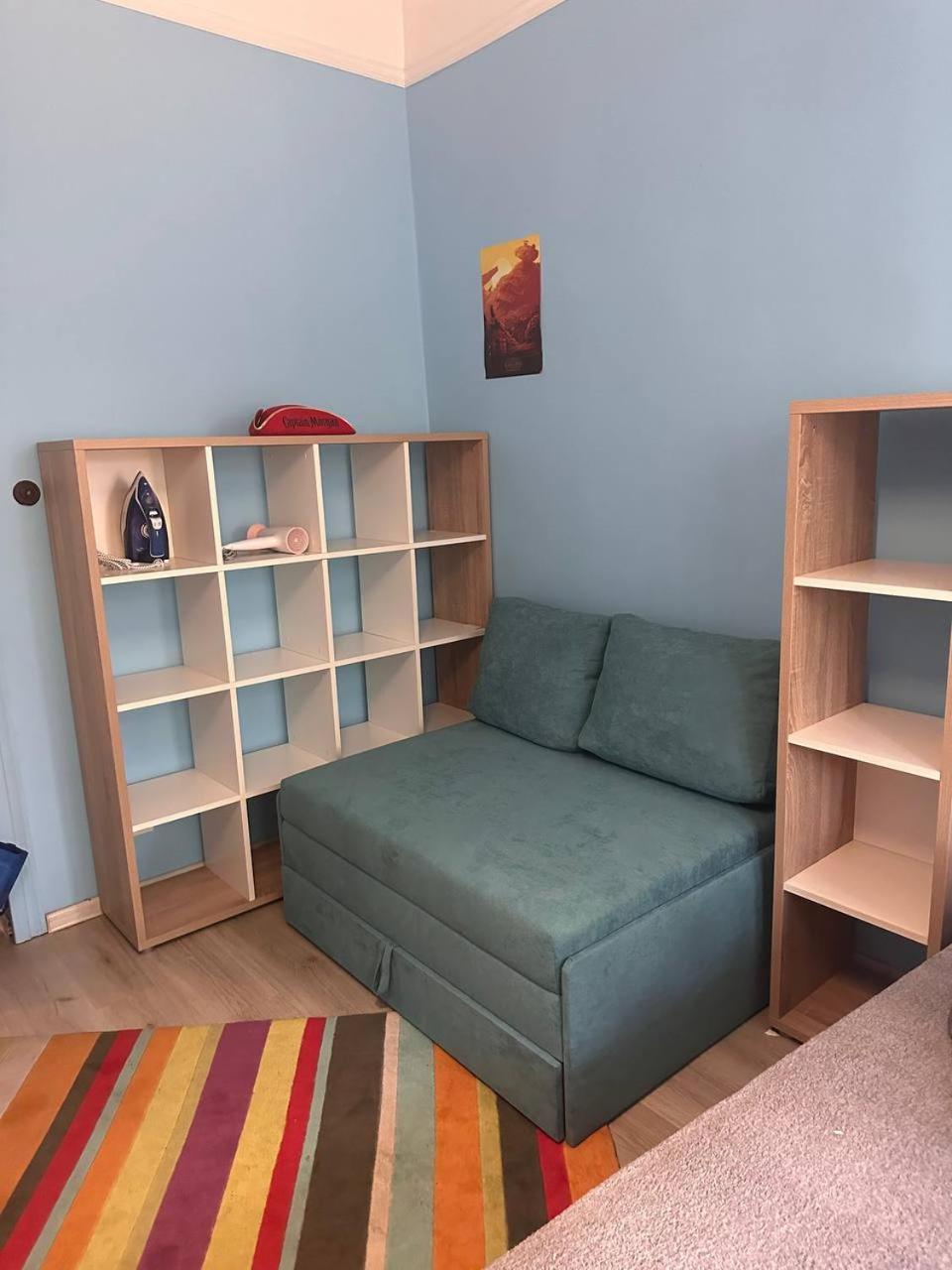 Appartement Біля Залізничного Вокзалу Вулиця Олени Степанівни 33Б à Lviv Extérieur photo